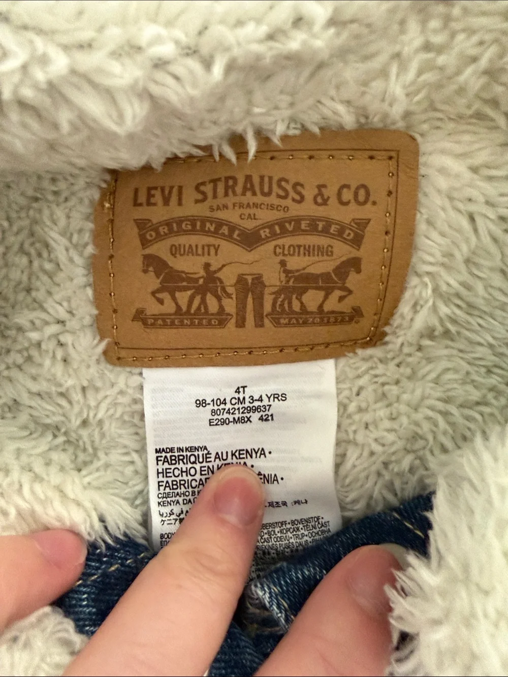 Levi's Kids Sherpa-Lined Denim Jacket in Blue NWT size 4T